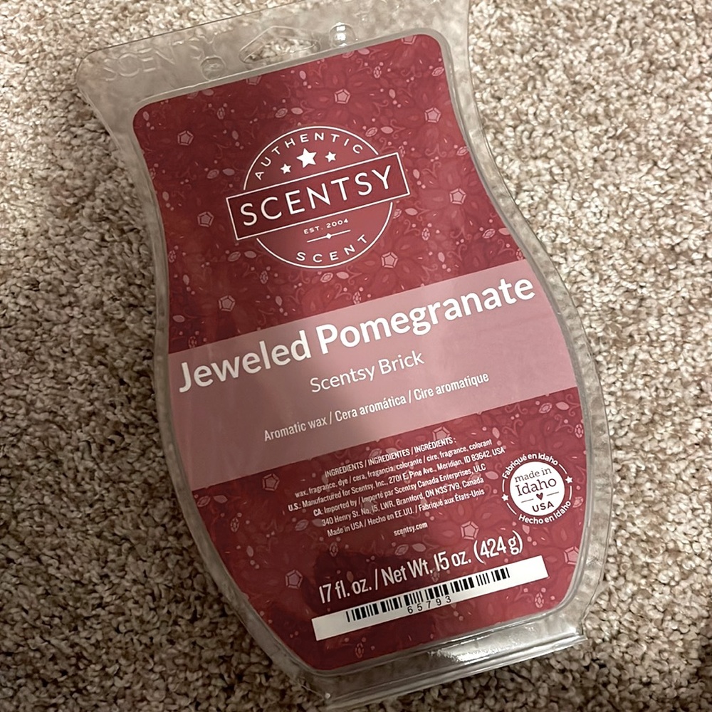 Jeweled Pomegranate Scentsy Brick
